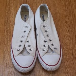 Low top Converse